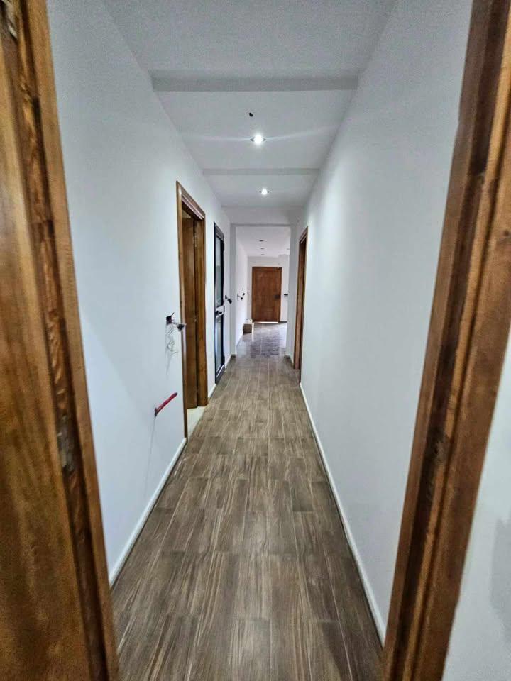 Appartement S+2 neuf à vendre à Kélibia – Emplacement stratégique à 5 min de la plage