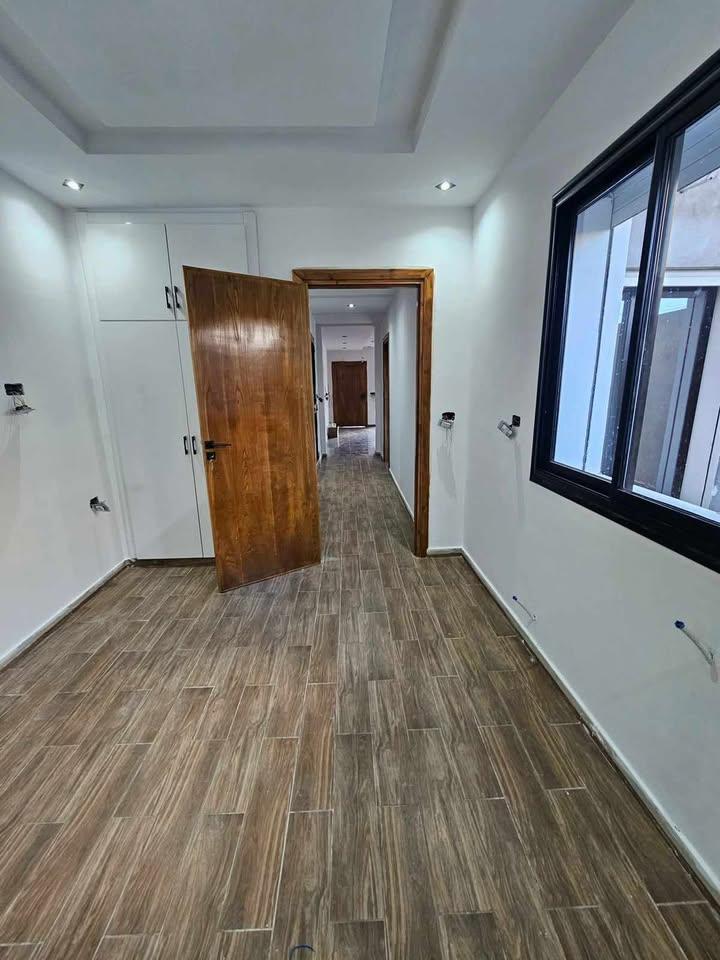 Appartement S+2 neuf à vendre à Kélibia – Emplacement stratégique à 5 min de la plage