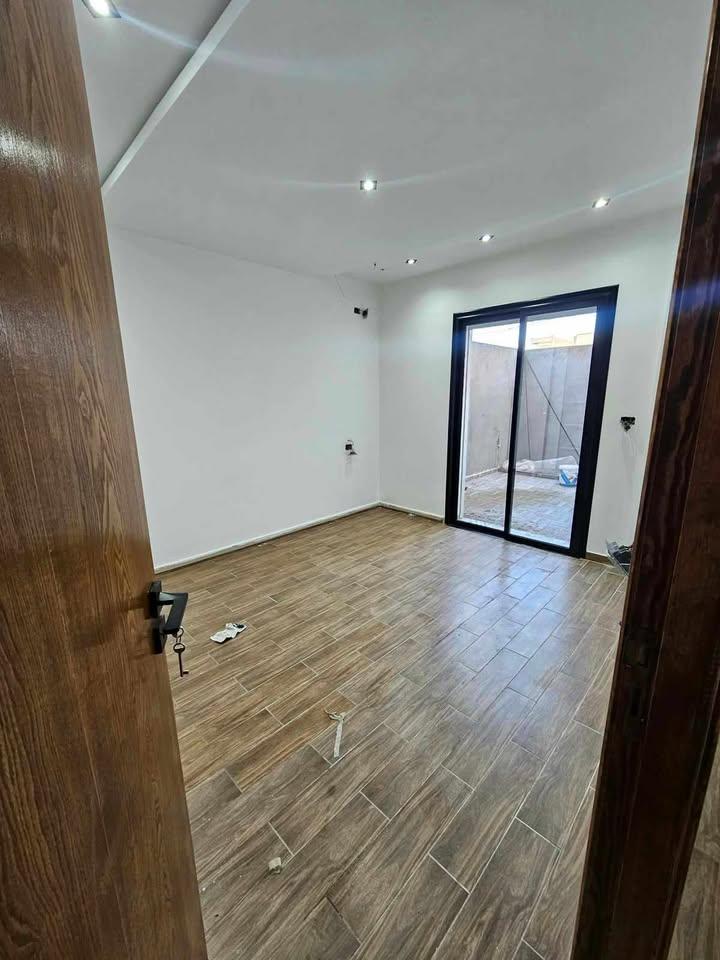 Appartement S+2 neuf à vendre à Kélibia – Emplacement stratégique à 5 min de la plage